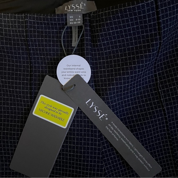 LYSSE Patterned Wisteria Ankle Pant - Navy Criss-Cross - Size Small - Picture 12 of 14